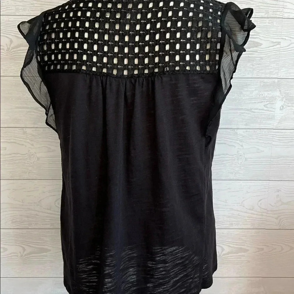 Lauren Conrad black top with flutter sleeves Size medium - Picture 5 of 8
